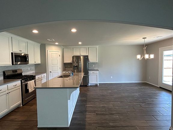 5th image of 10207 S 232nd East Ave