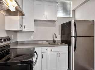401 N 43rd St #101, Seattle, WA 98103
