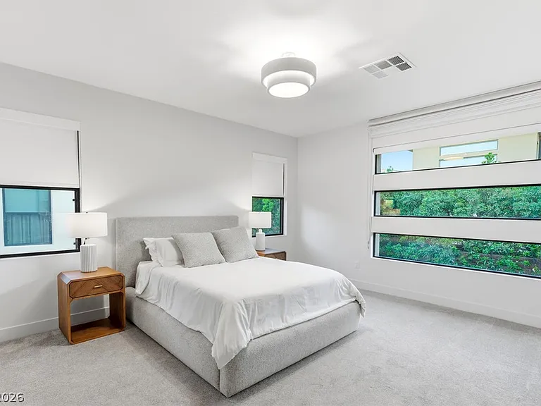 75 Pristine Glen St — Photo 39