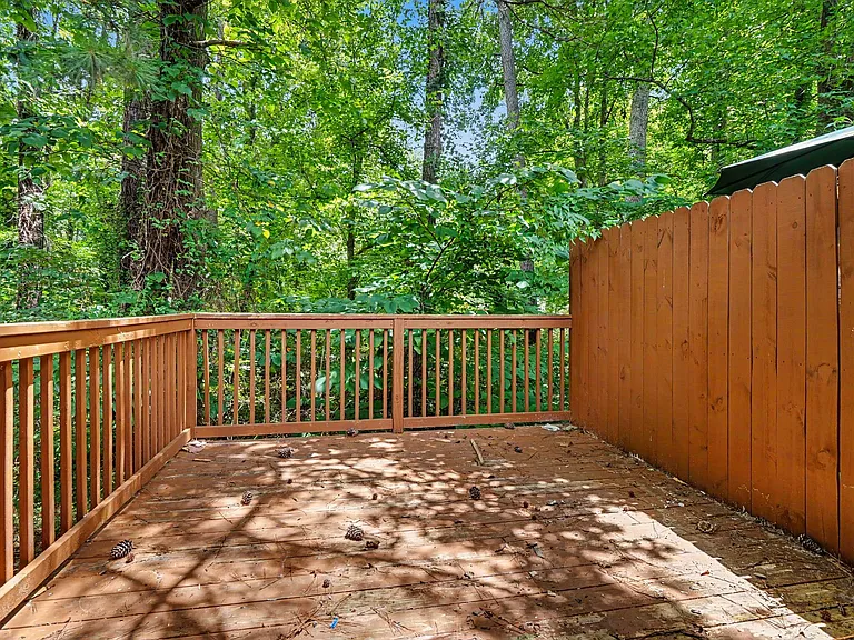 886B Martin Heights Dr — Photo 18