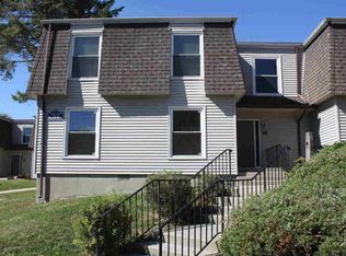 158 Rinaldi Blvd APT C, Poughkeepsie, NY 12601