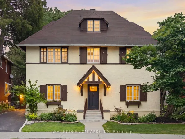 17 Lakeview Ter, Ottawa, ON K1S 3H3