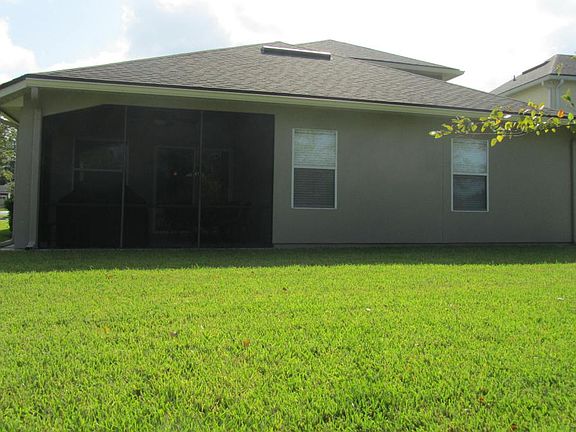 2nd image of 184 Woodfield Ln