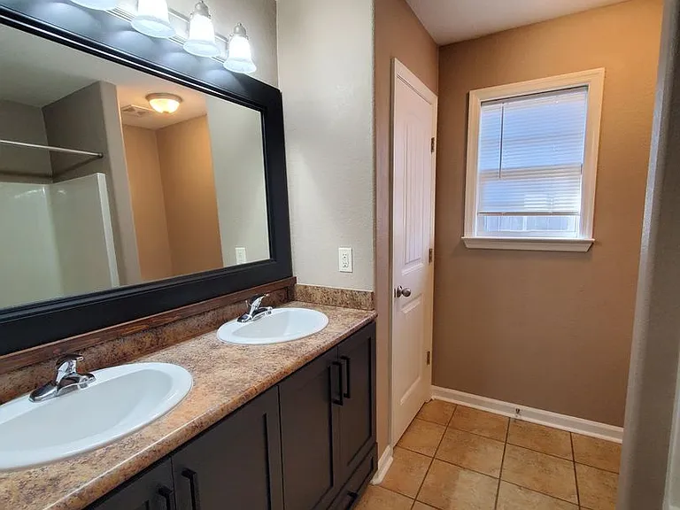 3571 Beulah Cir — Photo 9