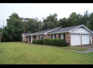 409 Greeno Rd N, Fairhope, AL 36532