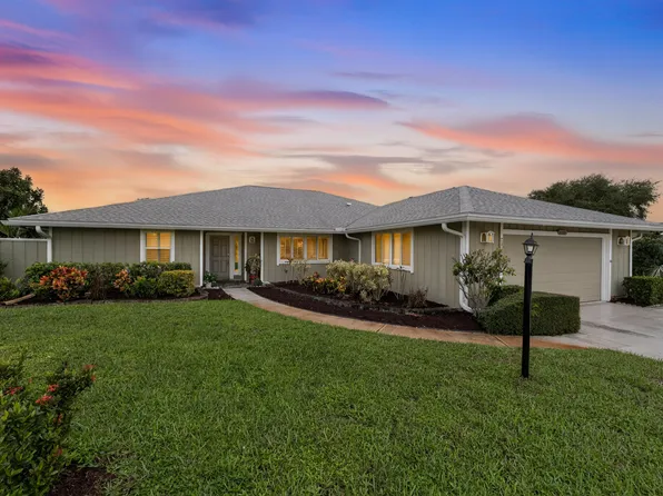 6984 SE Bunker Hill Drive, Hobe Sound, FL 33455