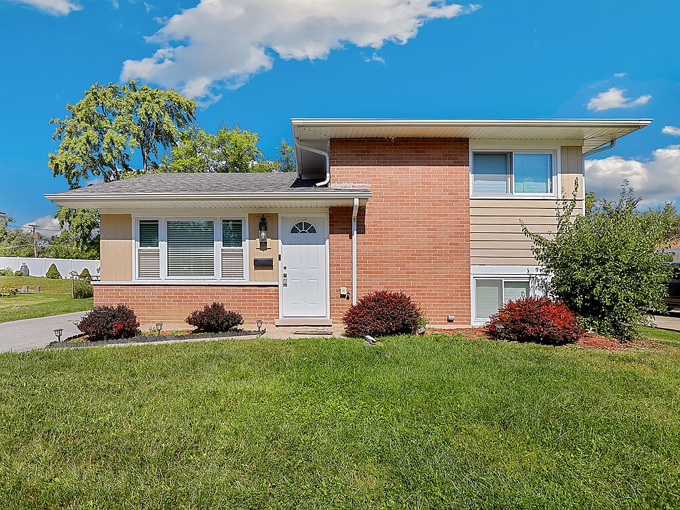 1st image of 613 Saratoga Dr