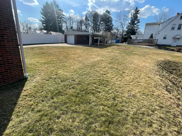 3617 Orchard St, Beaver Falls, PA 15010