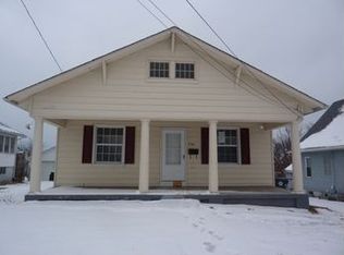 830 N Main St, Saint Clair, MO 63077