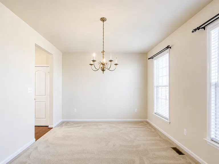 12904 Hallwood Pl — Photo 6