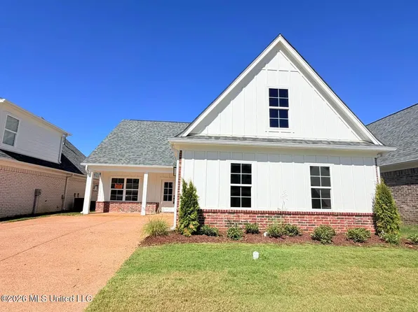 6068 Hickory Point Dr, Walls, MS 38680