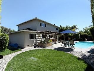 3rd image of 4823 Wellington Park Dr