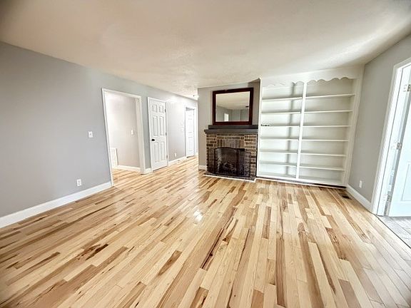 2nd image of 1684 Fletcher Rd