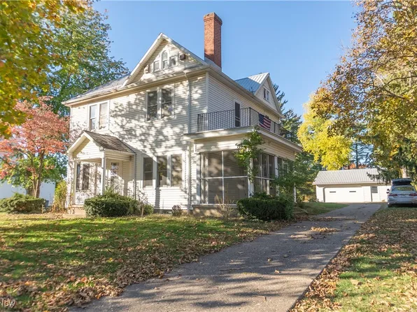 351 Taylor St, Zanesville, OH 43701