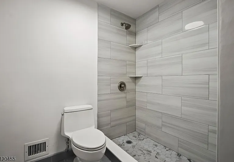 52 E Blackwell St #C — Photo 17