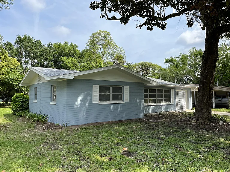 305 Trudgeon Dr — Photo 18