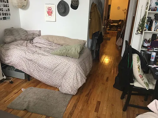 Rented by Metro Prop NY Corp | media 41