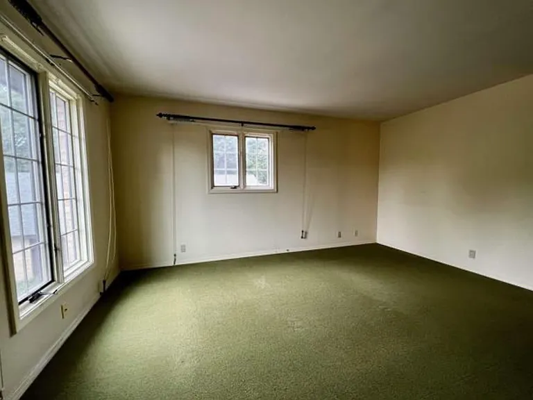 10 Rye Ct — Photo 13