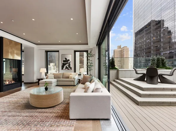 730 Fifth Avenue image 2 of 9