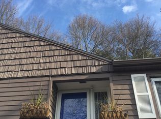 65 Wallis Rd, Brookline, MA 02467