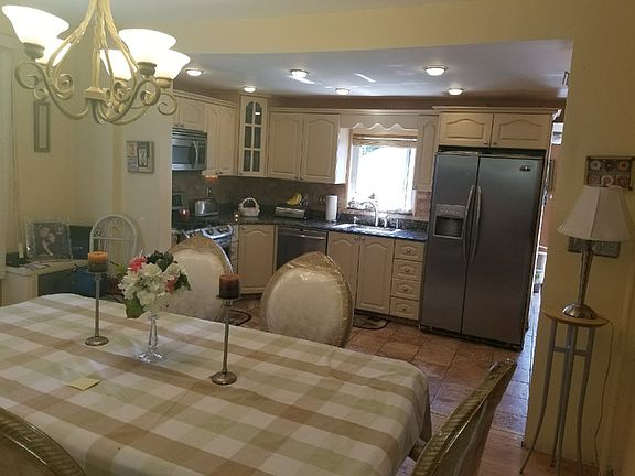 4th image of 105-24 87th St