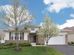 2924 Chevy Chase Ln, Naperville, IL 60564