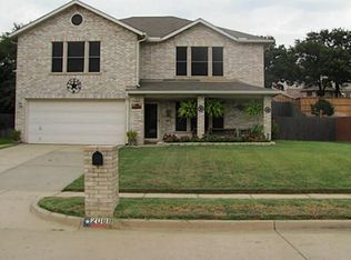 2008 Barton Springs Dr, Corinth, TX 76210