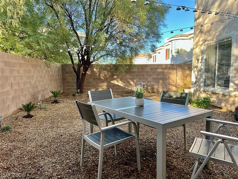 243 Intellectual Ct — Photo 23