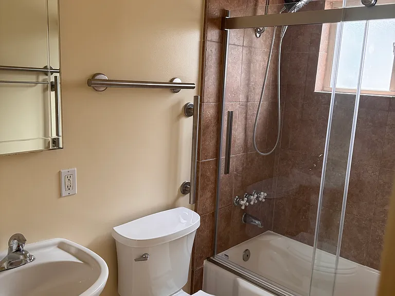 808 Cohasset Ct — Photo 13