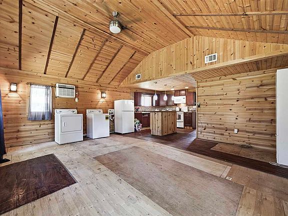 4th image of 993 Ivanhoe Rd