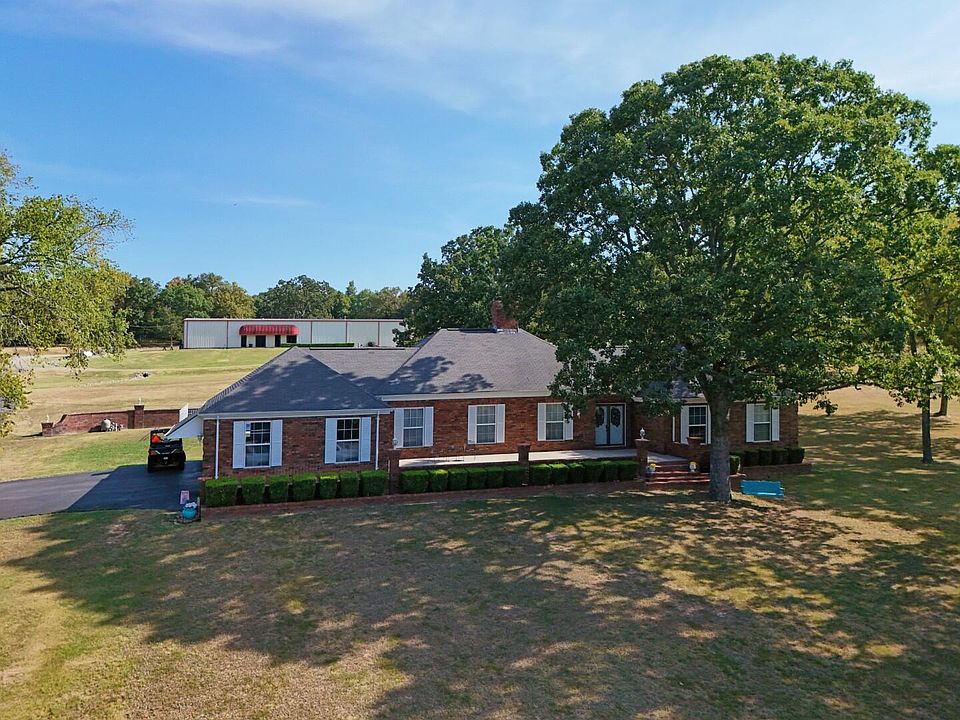 1st image of 1829 Newport Rd