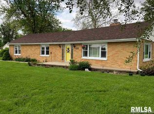1333 N Webster St, Taylorville, IL 62568