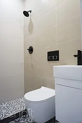 Rented by Rennit Inc.