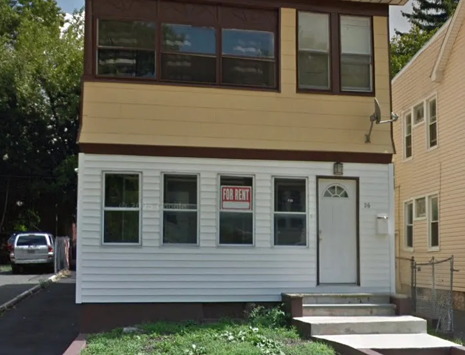 26 Chelsea Ave #2