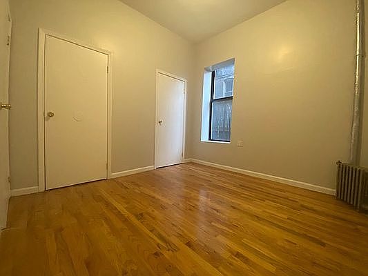 2nd image of 571 W 156th St #1A