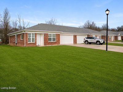 6700 Woods Mill Dr, Louisville, KY, 40272