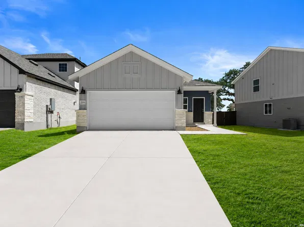 209 Jersey Ln, Boerne, TX 78006