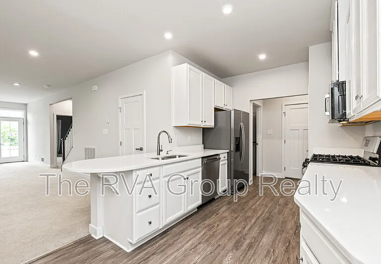 9065 Spring Green Loop — Photo 10