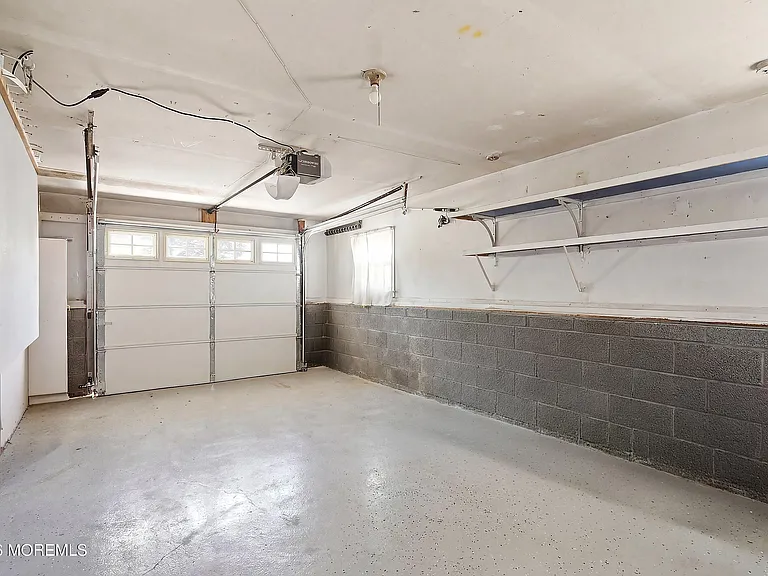 39 Hilltop Rd — Photo 58