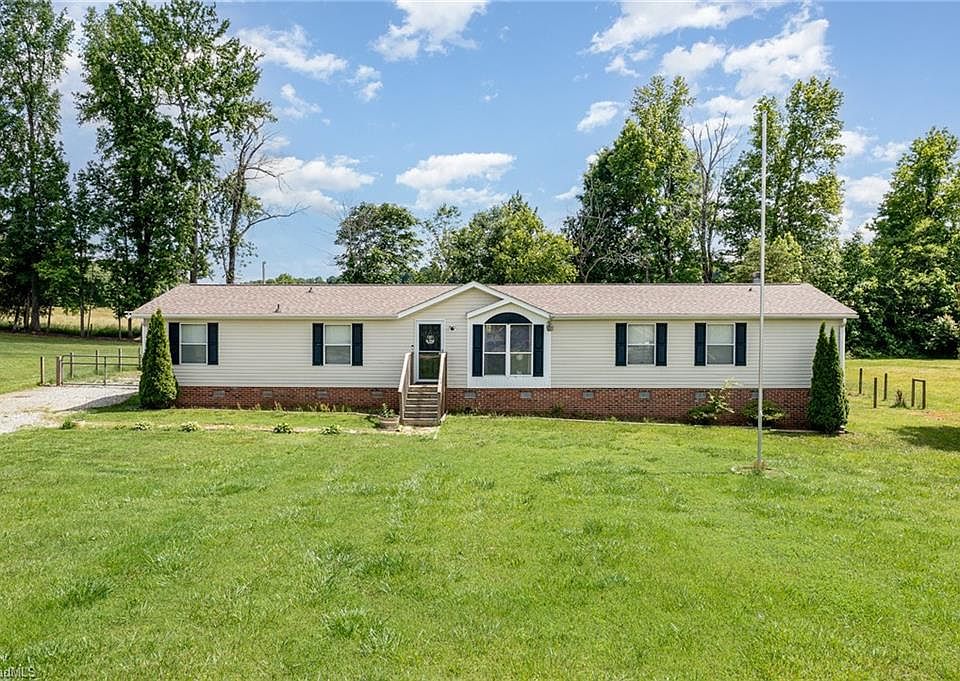 1st image of 6652 Oak Hollow Dr