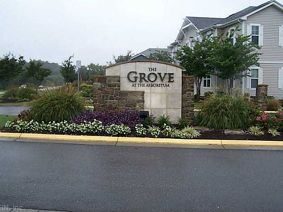 2nd image of 735 Lacy Oak Dr