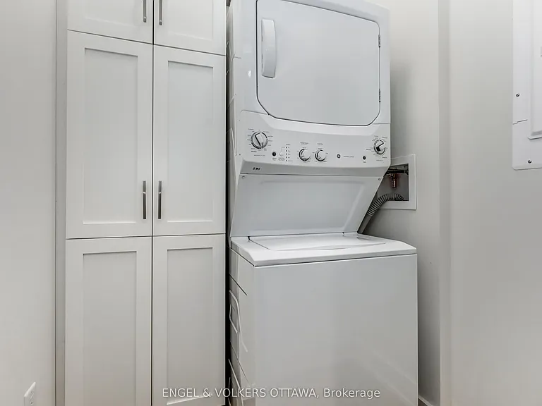 280 Crichton St #107 — Photo 26