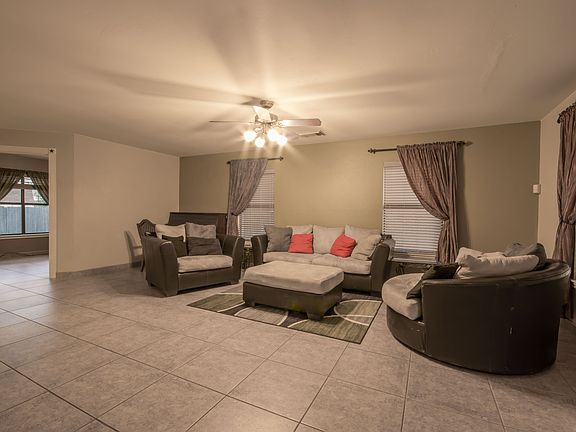 2nd image of 2115 Indian Meadows Dr