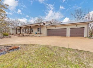 810 Charles Smith Loop, Henderson, TN 38340