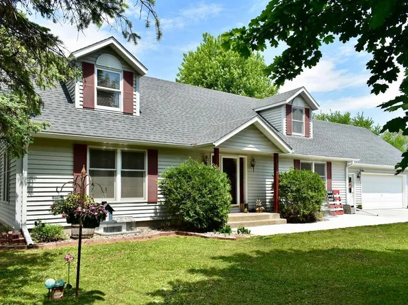 129 Iowa St, Minnesota City, MN 55959