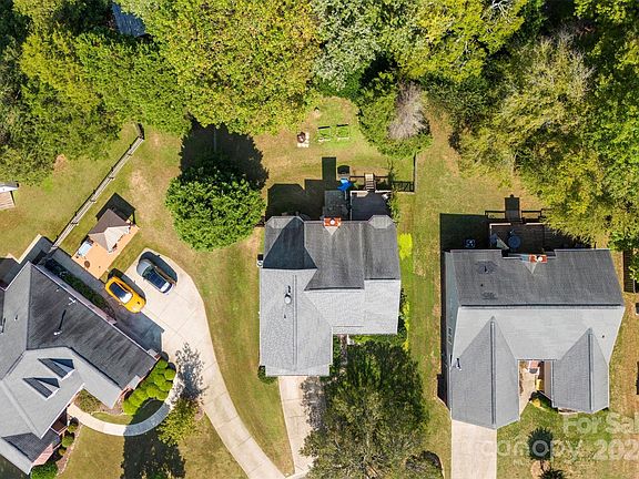 3rd image of 13505 Misty Dew Ct
