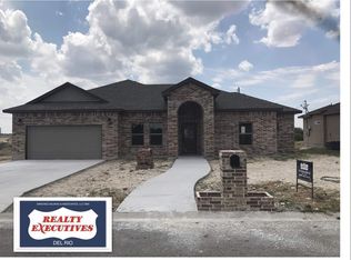 317 Lenora Ave, Del Rio, TX 78840