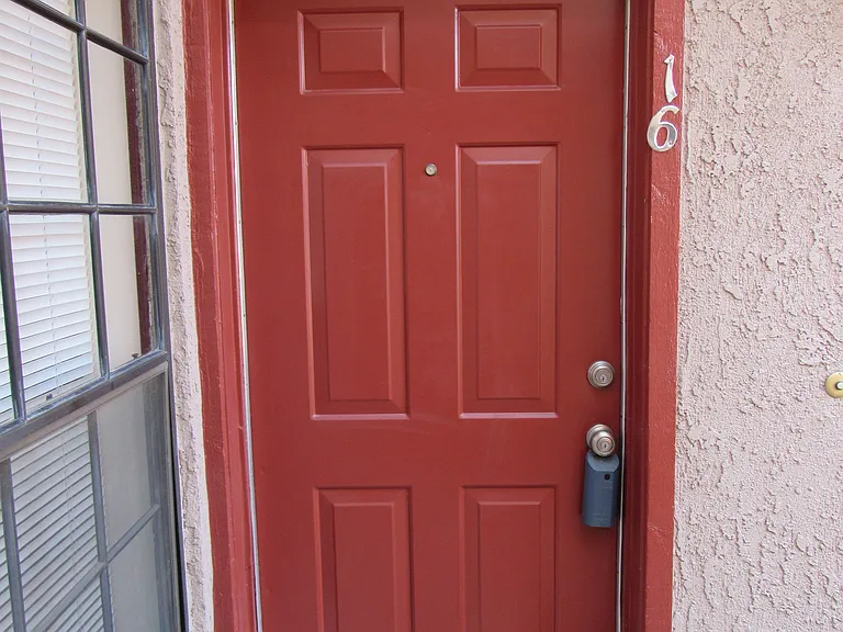 3030 S Alma School Rd #16 — Photo 2