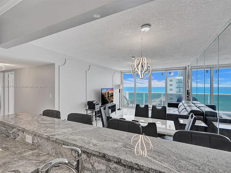 3725 S Ocean Dr #1506 — Photo 3