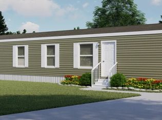 110 State St, Raeford, NC 28376